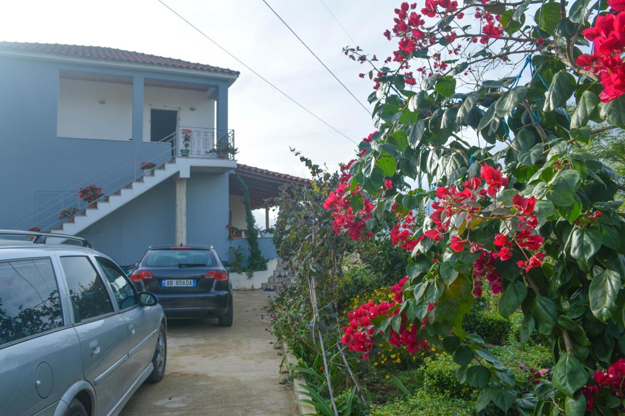 Apartments Villa Luti Stjar Buitenkant foto